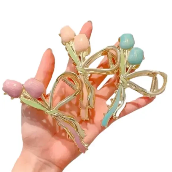 $20 (2 for $30) Metal Hair Claw Clip With Painted Blue Tulip Flowers Crab Clip - Picture 5 of 9